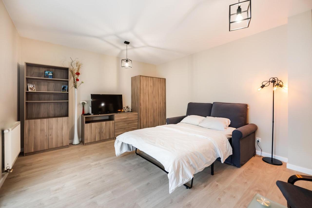 Ursus Pleasant Apartment Warszawa Exteriör bild